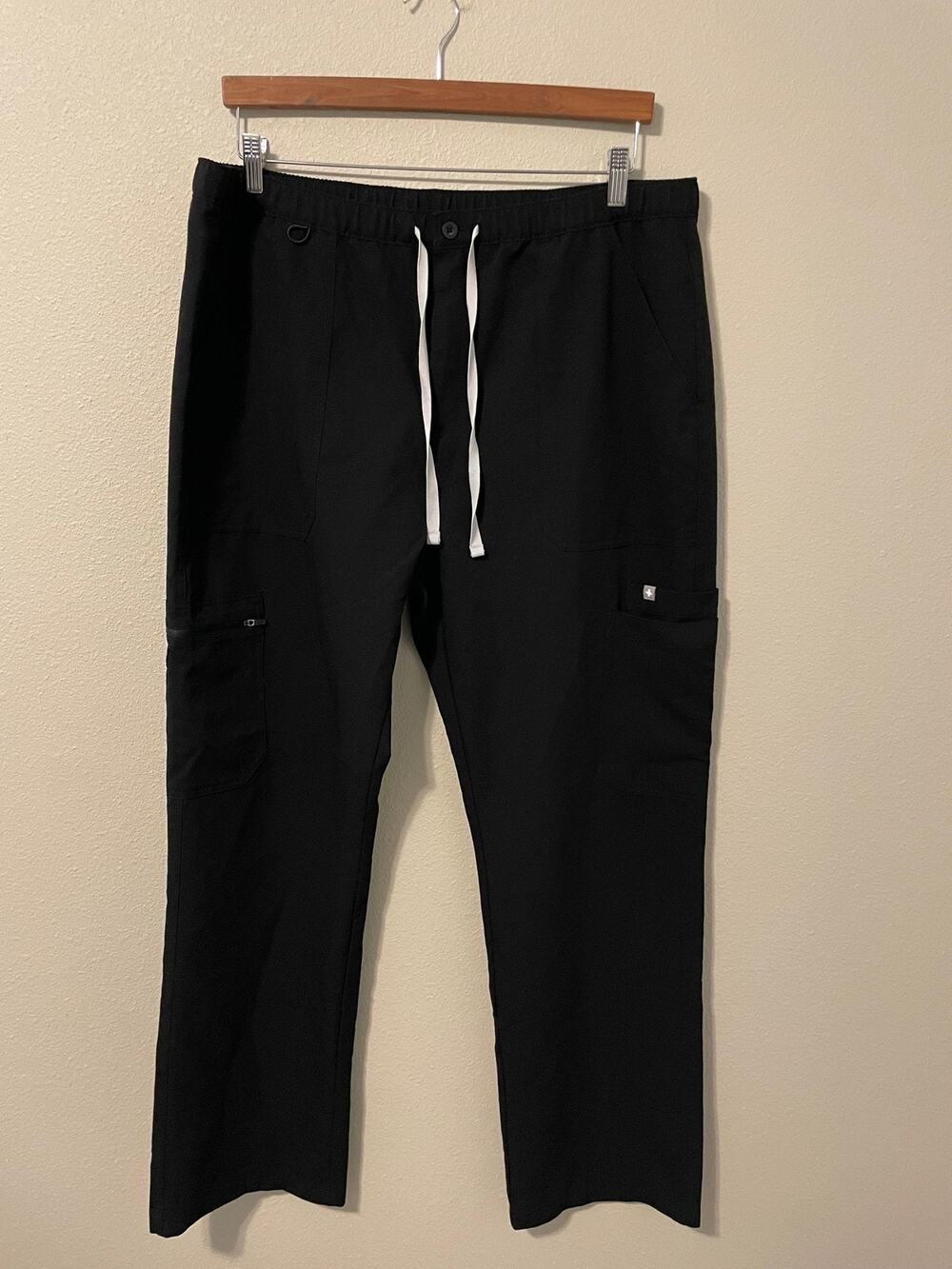 FIGS Mens Cairo Cargo Scrub Pants Size XXL Black Multi-Pockets Straight Leg